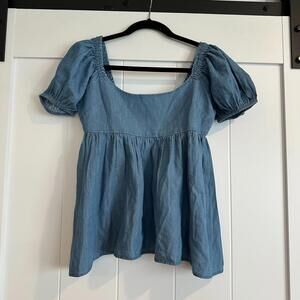 NWOT UNBRANDED‎ Soft Chambray Babydoll Top